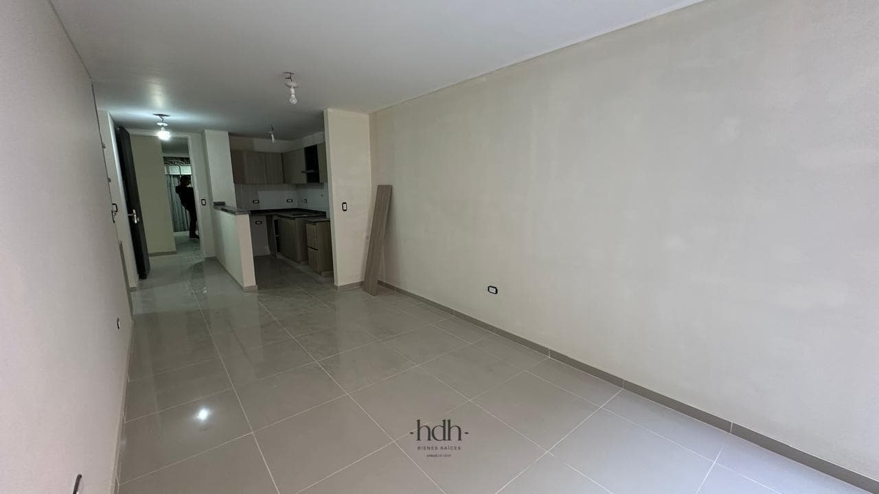 Apartment in Nueva Córdoba Reggia 6: 1 bedroom with a balcony, 1 bathroom with amenities