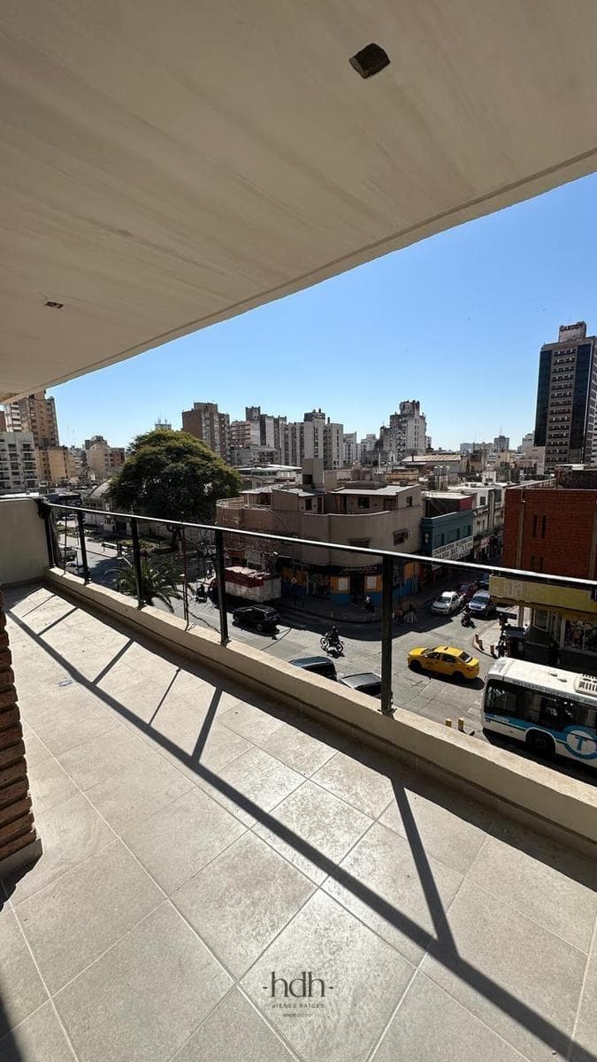 Apartment in Nueva Córdoba Reggia 6: 1 bedroom with a balcony, 1 bathroom with amenities