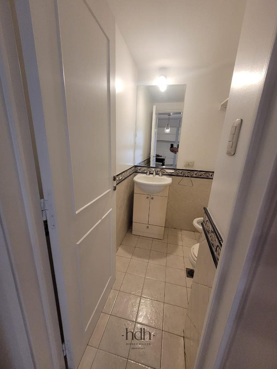 Apartment in Nueva Córdoba: 2 bedrooms, 3 bathrooms, balcony, terrace, and garage