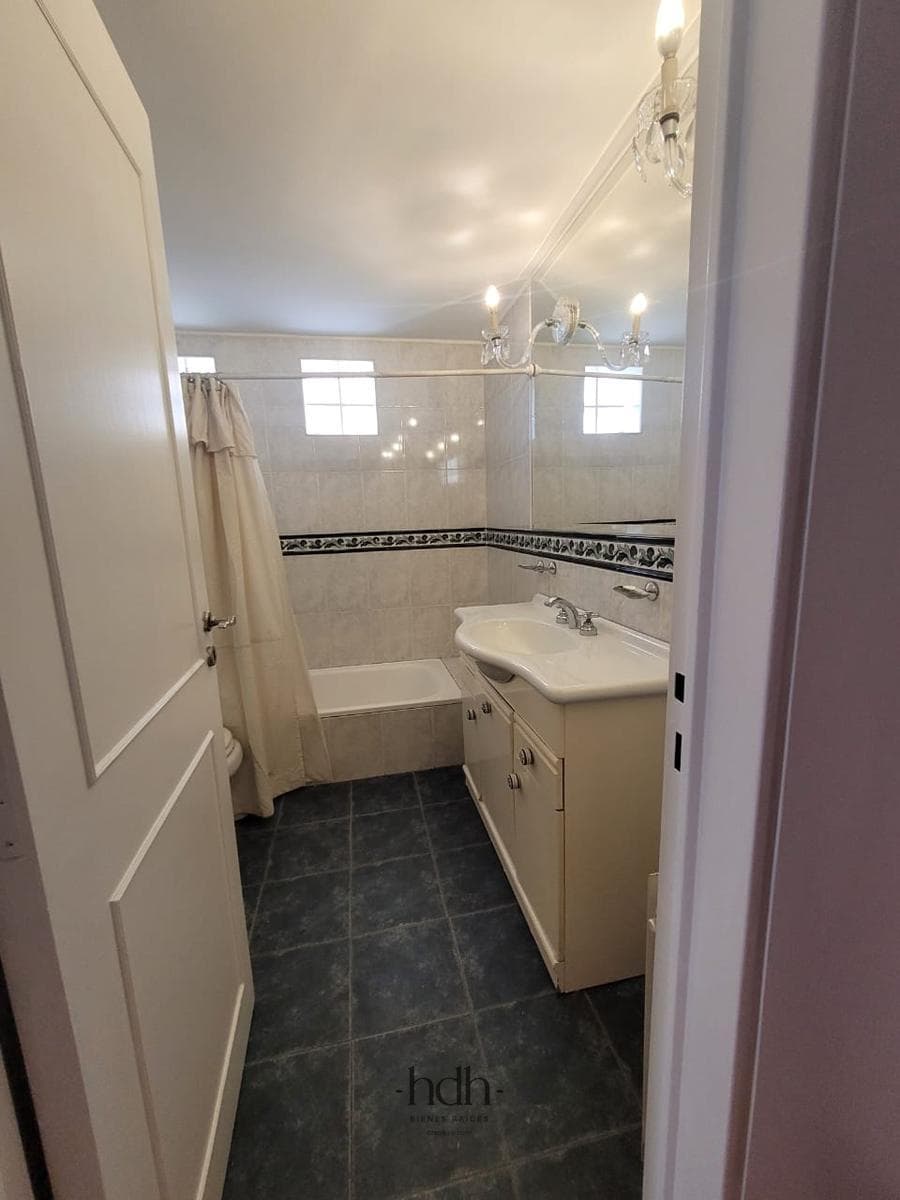 Apartment in Nueva Córdoba: 2 bedrooms, 3 bathrooms, balcony, terrace, and garage