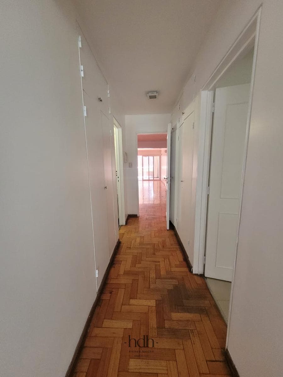 Apartment in Nueva Córdoba: 2 bedrooms, 3 bathrooms, balcony, terrace, and garage