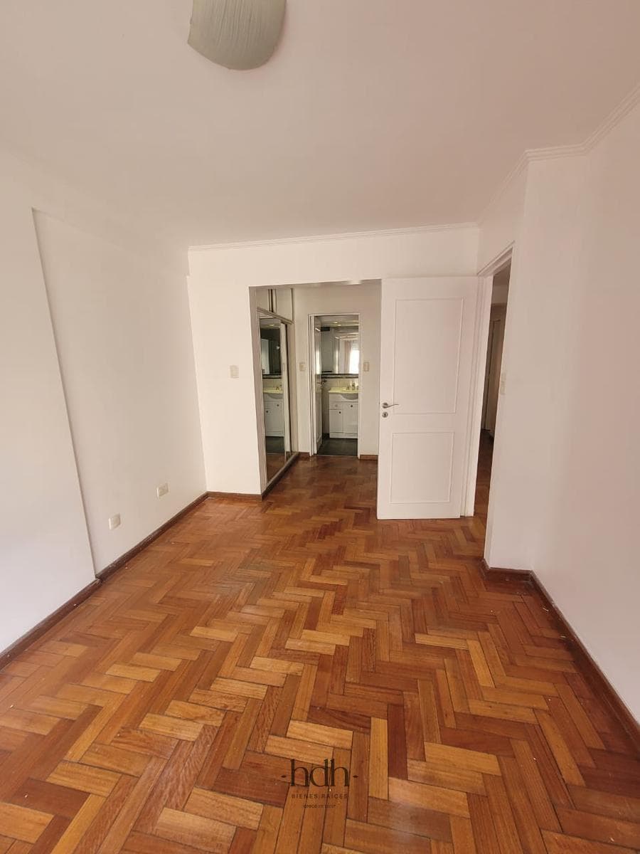 Apartment in Nueva Córdoba: 2 bedrooms, 3 bathrooms, balcony, terrace, and garage
