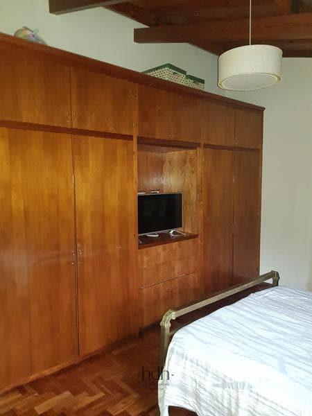 House in Lomas de San Martín: 4 bedrooms, 3 bathrooms, garage, pool, mortgage-eligible