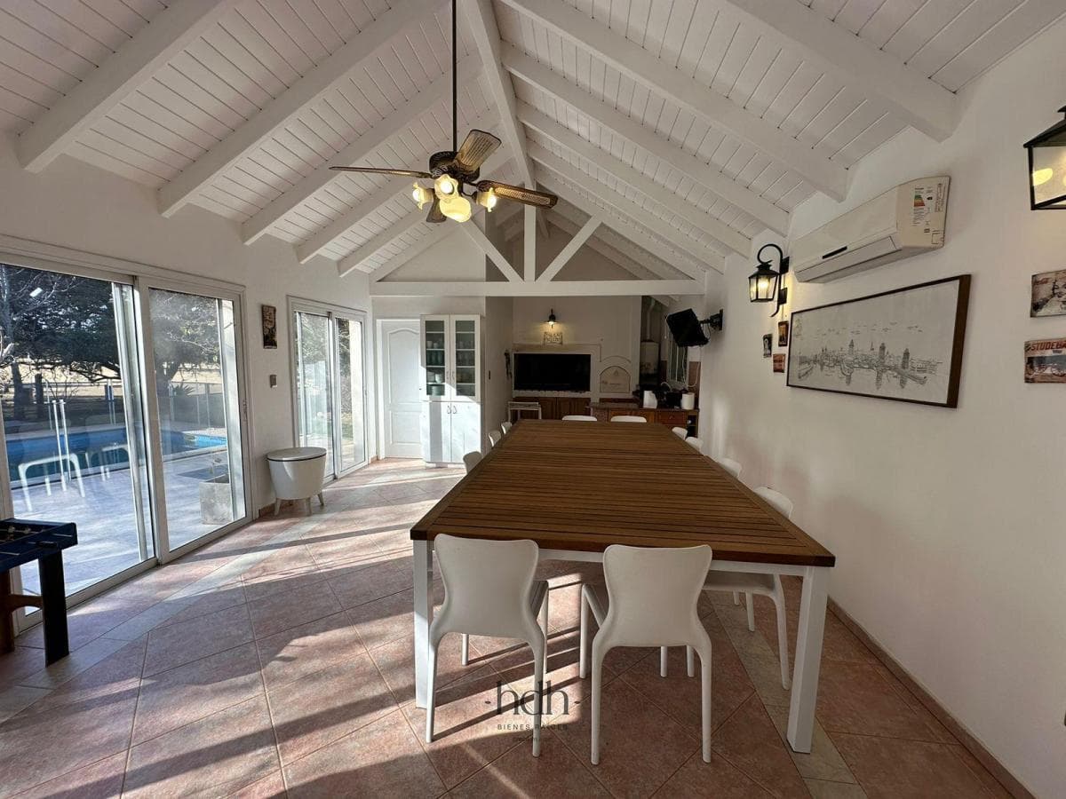 House for Sale at Country Jockey Club: 4 Bedrooms, 5 Bathrooms, Golf Course View