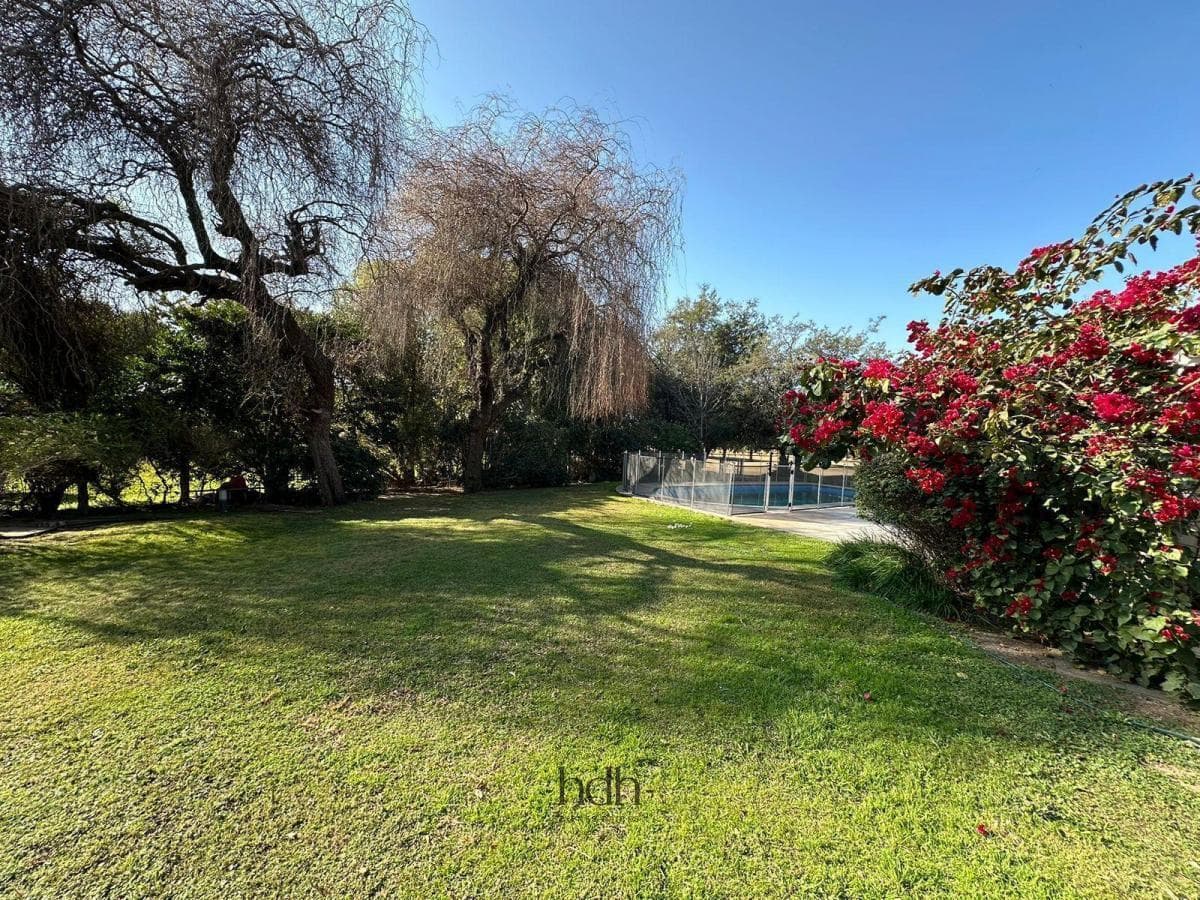 House for Sale at Country Jockey Club: 4 Bedrooms, 5 Bathrooms, Golf Course View