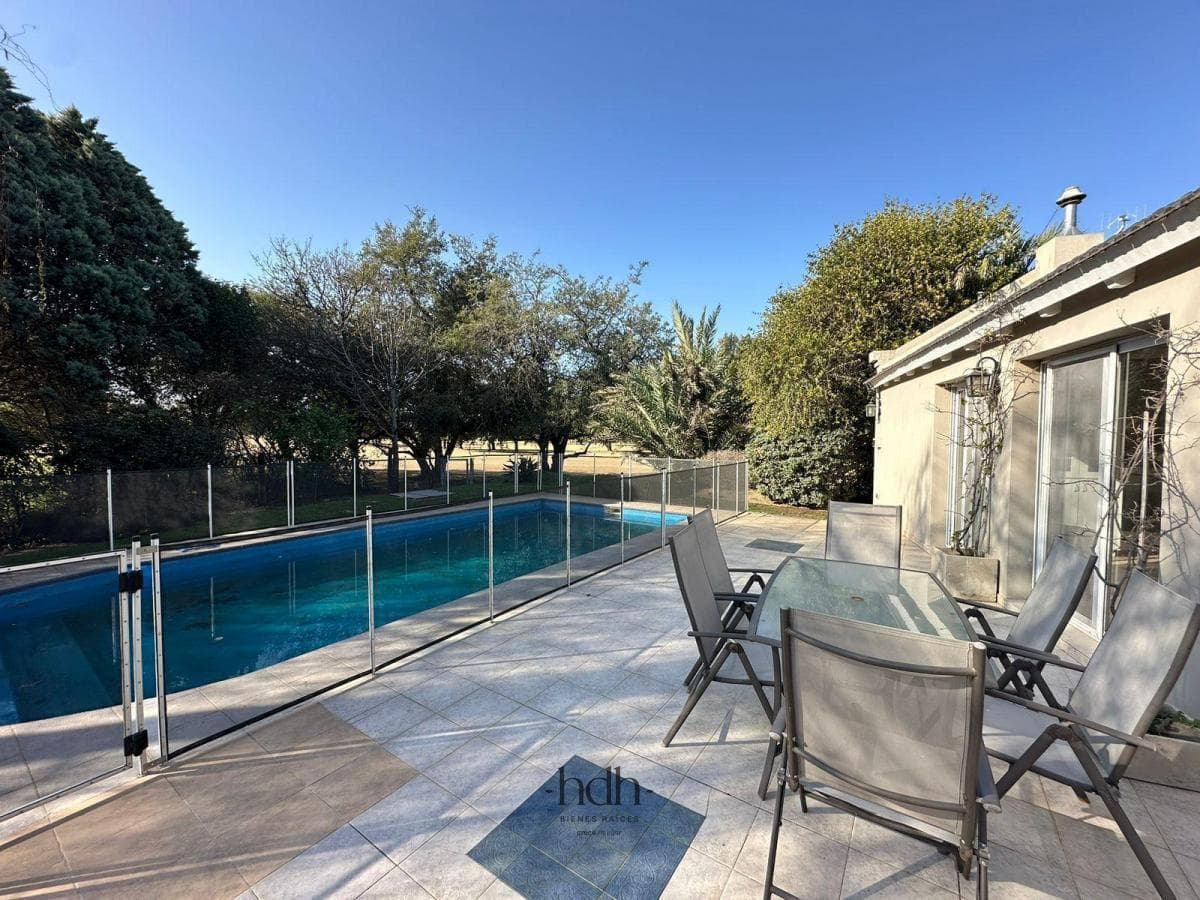 House for Sale at Country Jockey Club: 4 Bedrooms, 5 Bathrooms, Golf Course View