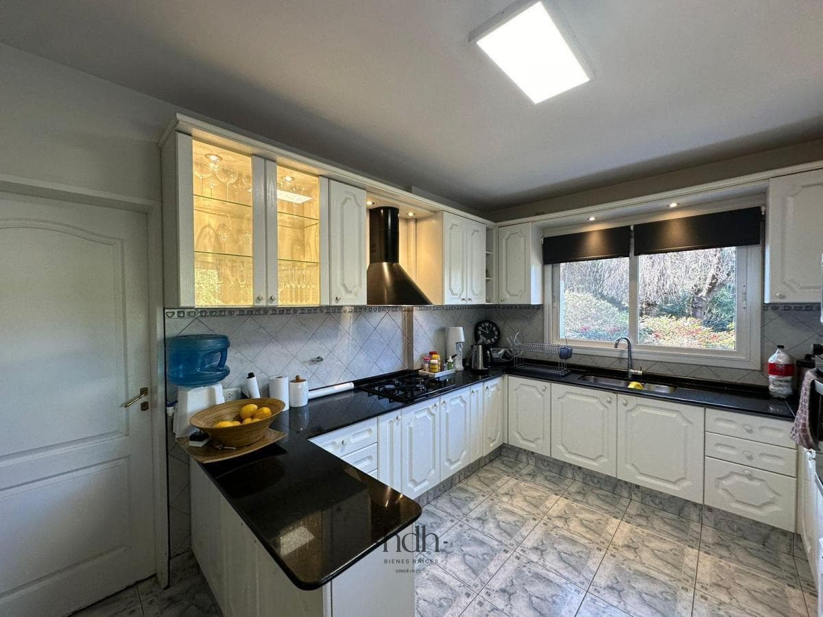 House for Sale at Country Jockey Club: 4 Bedrooms, 5 Bathrooms, Golf Course View