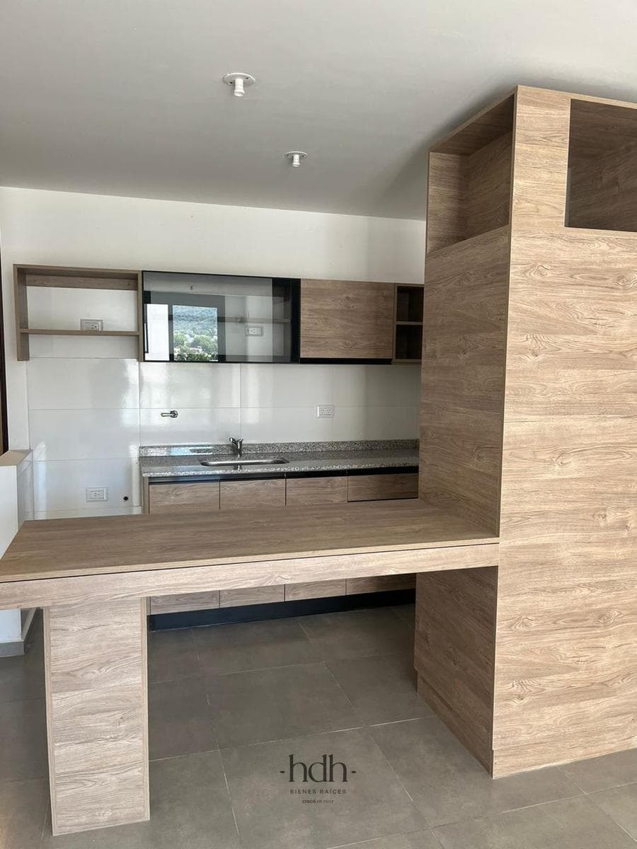 Apartment for Sale in Villa Carlos Paz: 1 Bedroom with Amenities