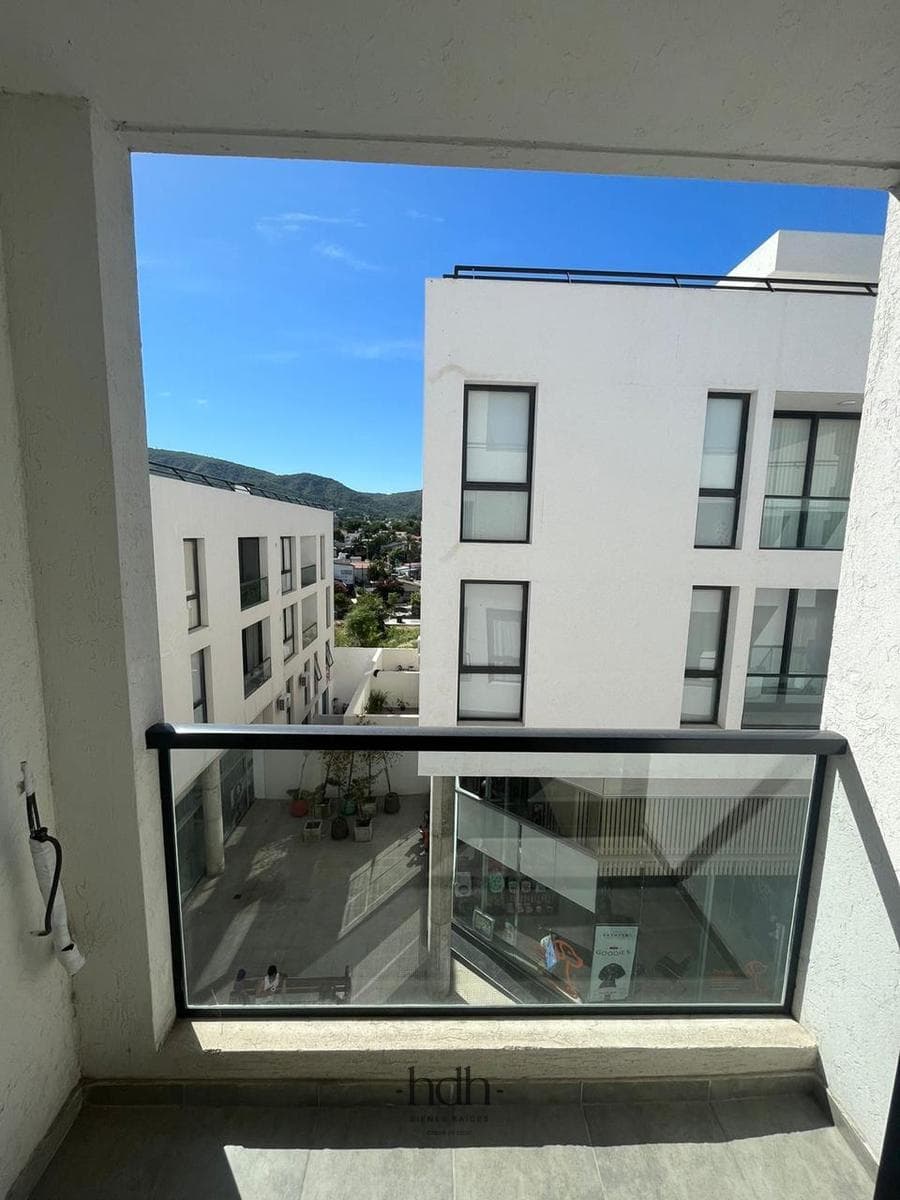 Apartment for Sale in Villa Carlos Paz: 1 Bedroom with Amenities