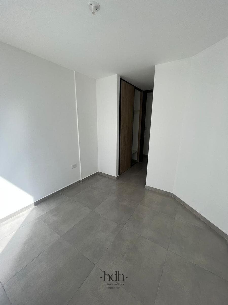 Apartment for Sale in Villa Carlos Paz: 1 Bedroom with Amenities