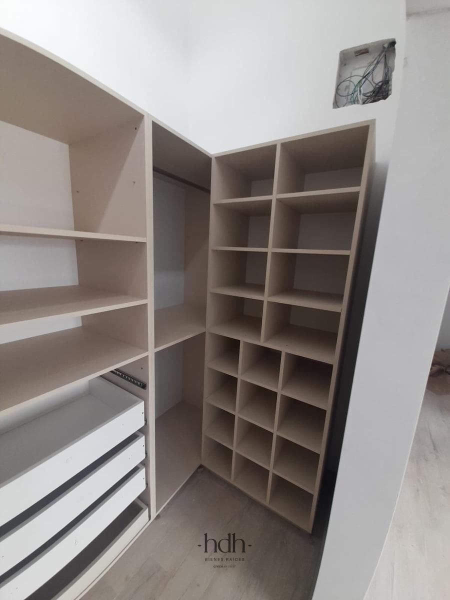 House for Sale: 3-Bedroom, 3-Bathroom Duplex with Barbecue Area and Security System