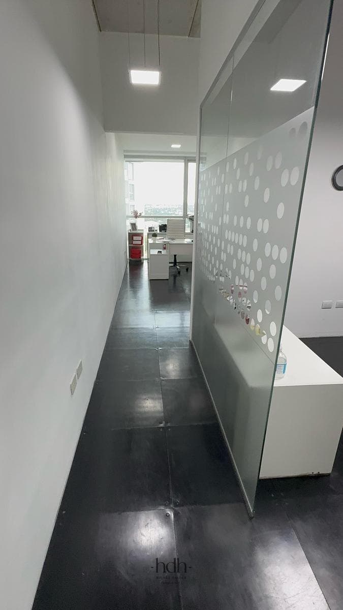 Fully Equipped 90 m2 Office with Kitchen and Underground Parking Space