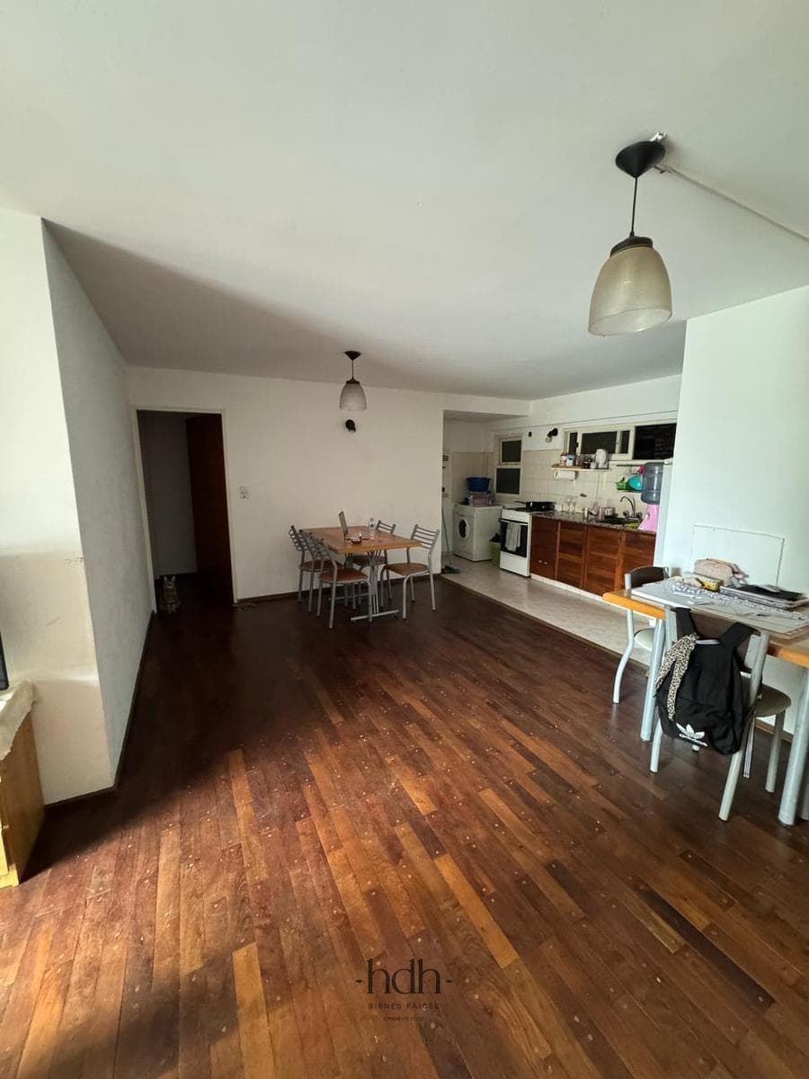 2-Bedroom, 2-Bathroom Apartment in Nueva Córdoba with a Balcony and a Spacious Living-Dining Room