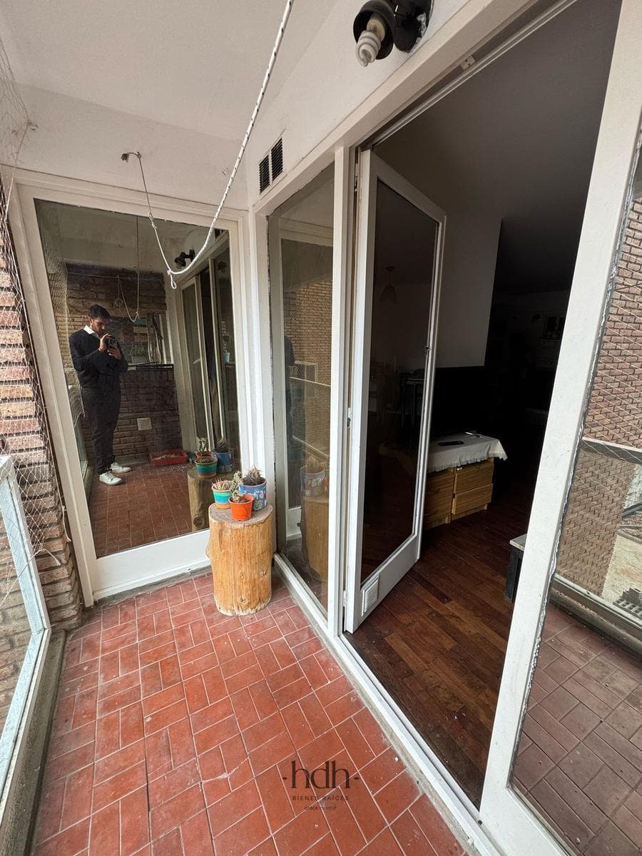 2-Bedroom, 2-Bathroom Apartment in Nueva Córdoba with a Balcony and a Spacious Living-Dining Room