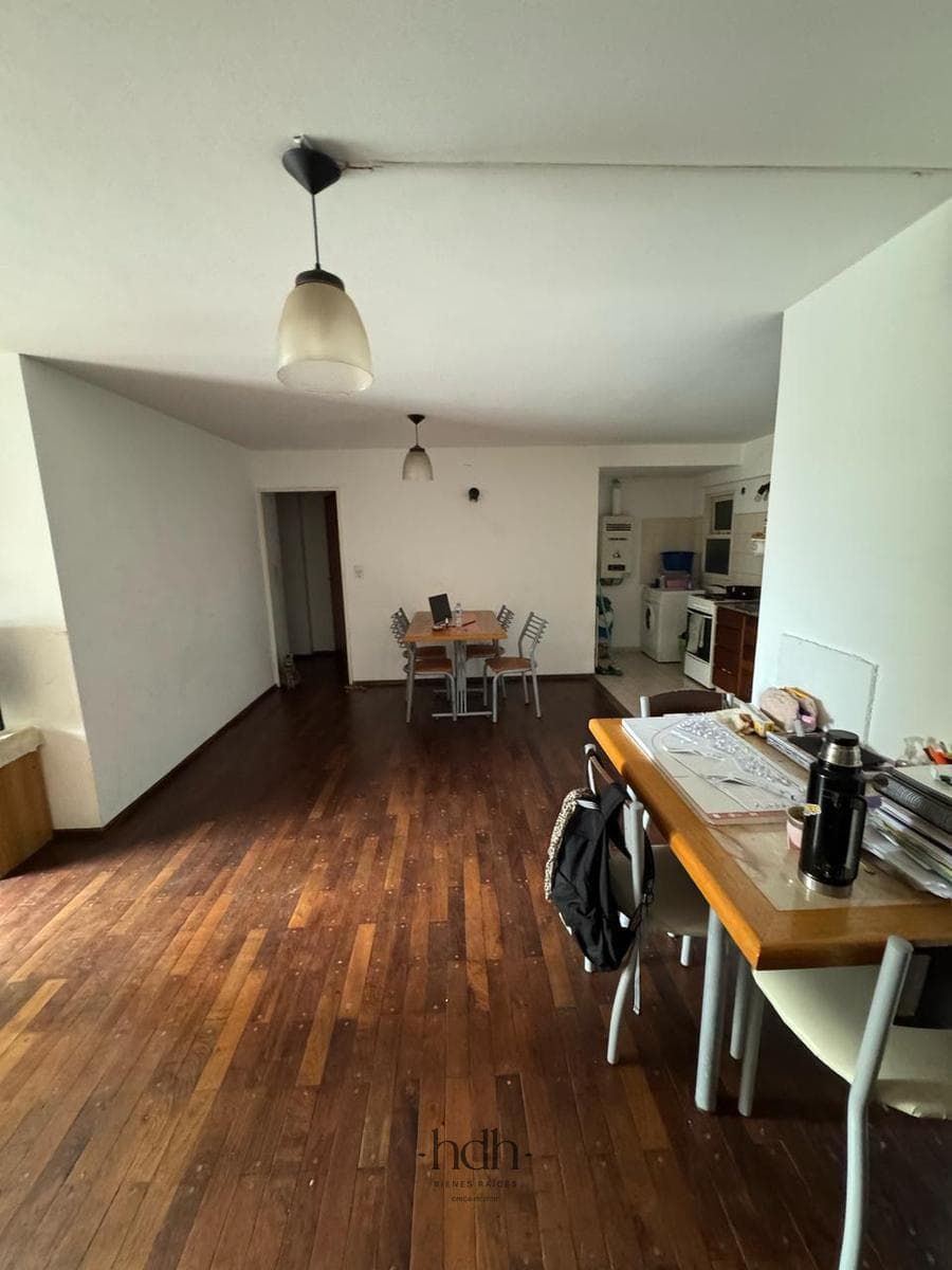 2-Bedroom, 2-Bathroom Apartment in Nueva Córdoba with a Balcony and a Spacious Living-Dining Room