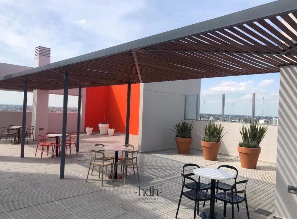 1-Bedroom Apartment in General Paz with Amenities, 12th Floor