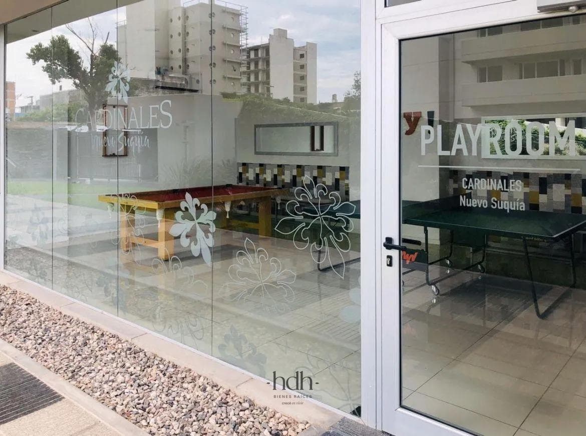 Apartment in General Paz: 1 bedroom, separate kitchen, 22nd floor, with amenities