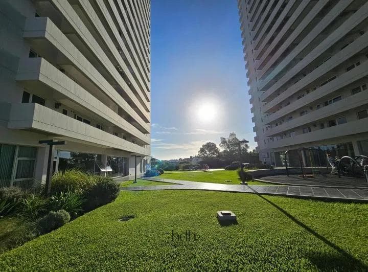 Apartment in General Paz: 1 bedroom, separate kitchen, 22nd floor, with amenities