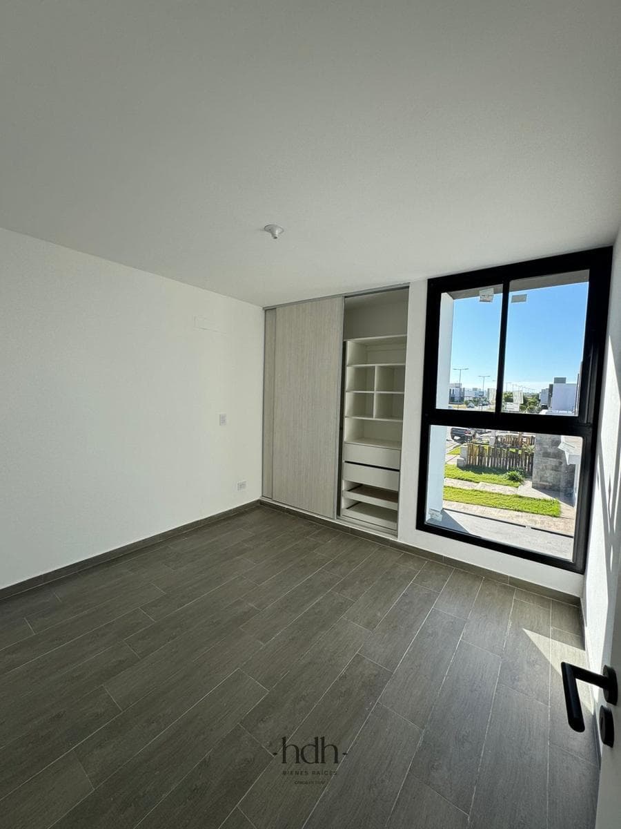 3-Bedroom, 3-Bathroom Duplex with Garage and Barbecue Area