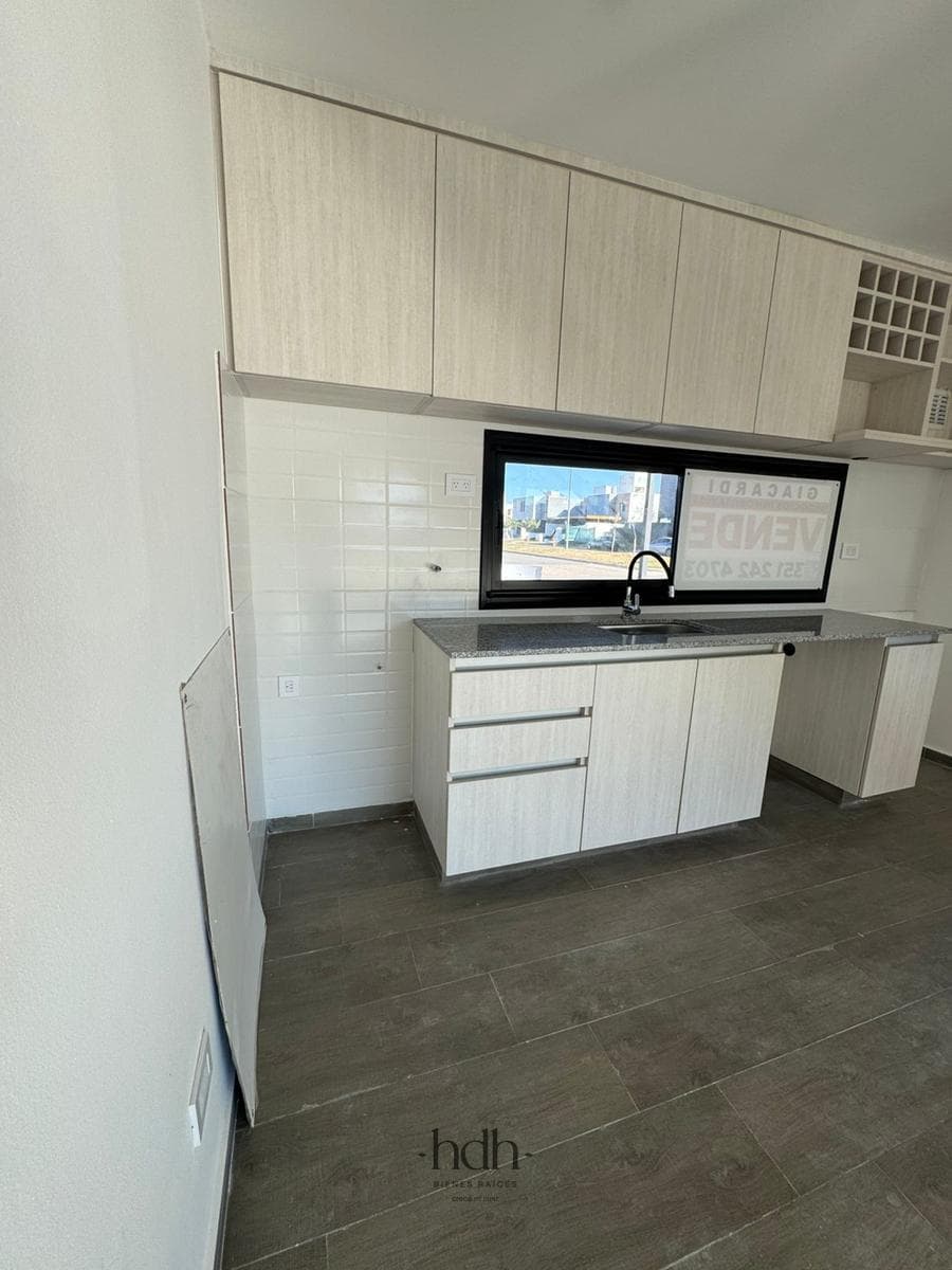 3-Bedroom, 3-Bathroom Duplex with Garage and Barbecue Area