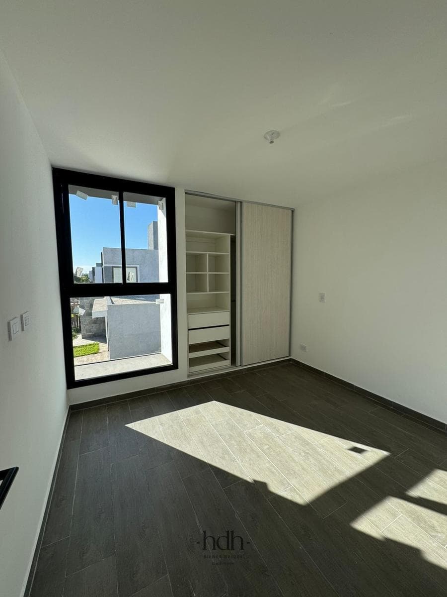 3-Bedroom, 3-Bathroom Duplex with Garage and Barbecue Area