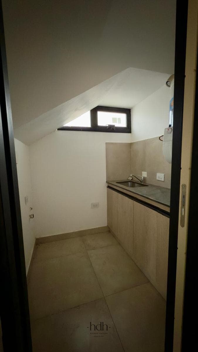 House on Docta Boulevard: 2 bedrooms, 2 bathrooms, patio, security