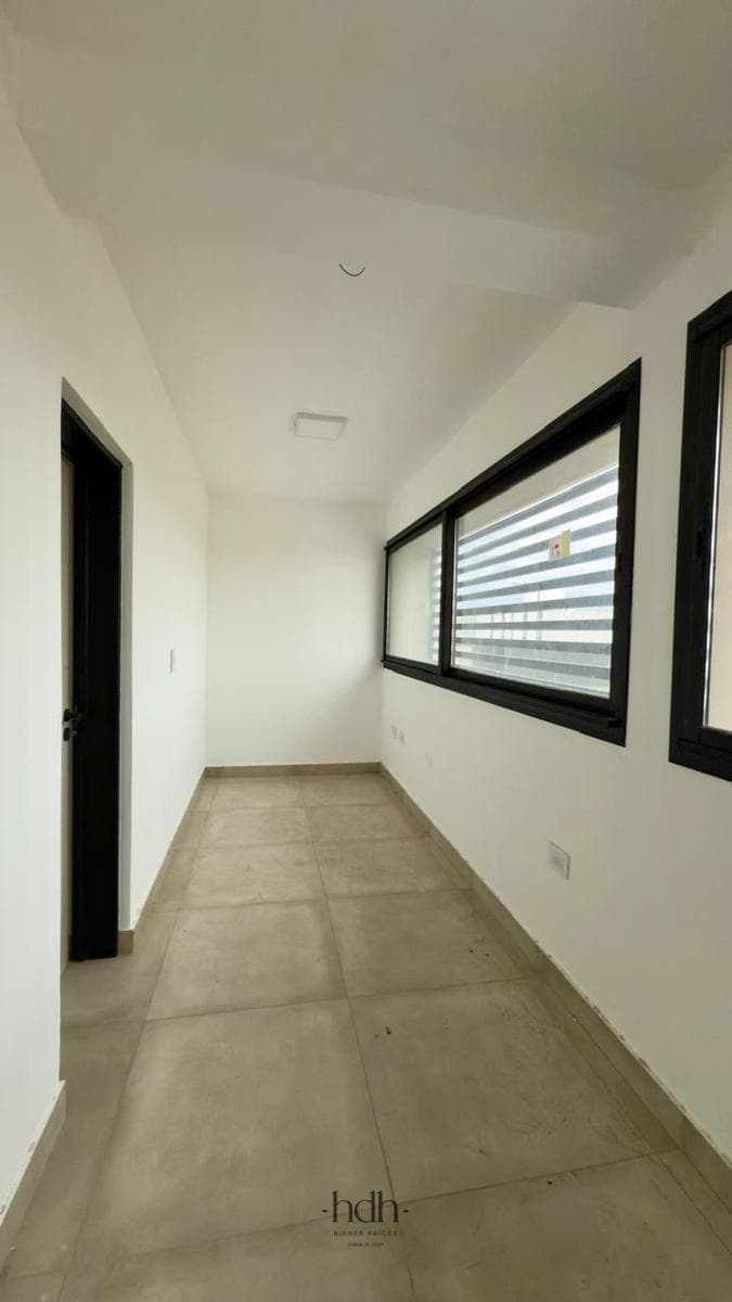 House on Docta Boulevard: 2 bedrooms, 2 bathrooms, patio, security