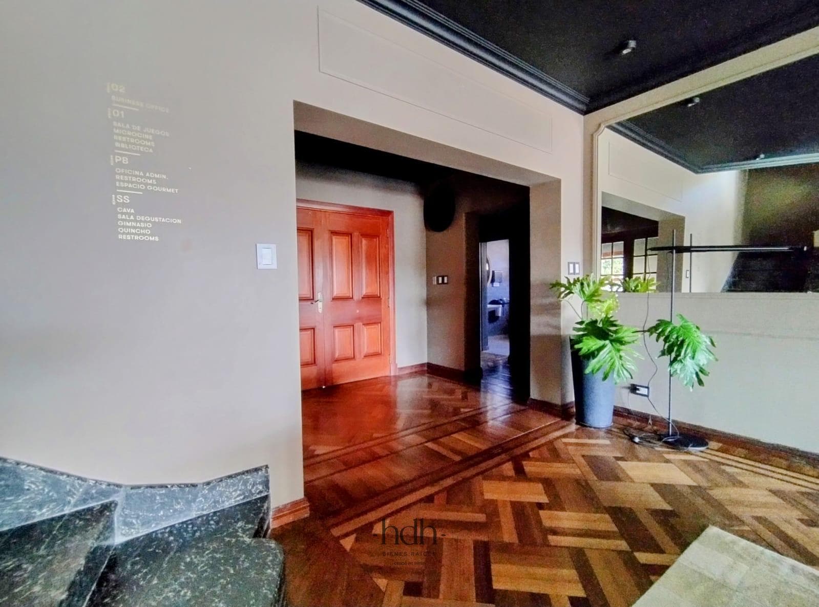 Apartment for sale in Villa Belgrano: 2 bedrooms, 2 bathrooms, with garage and amenities