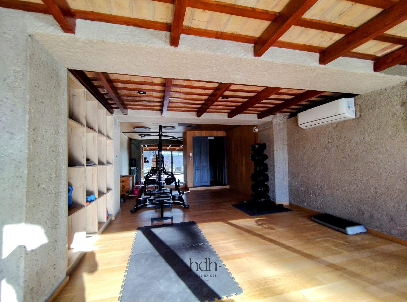 Apartment for sale in Villa Belgrano: 2 bedrooms, 2 bathrooms, with garage and amenities