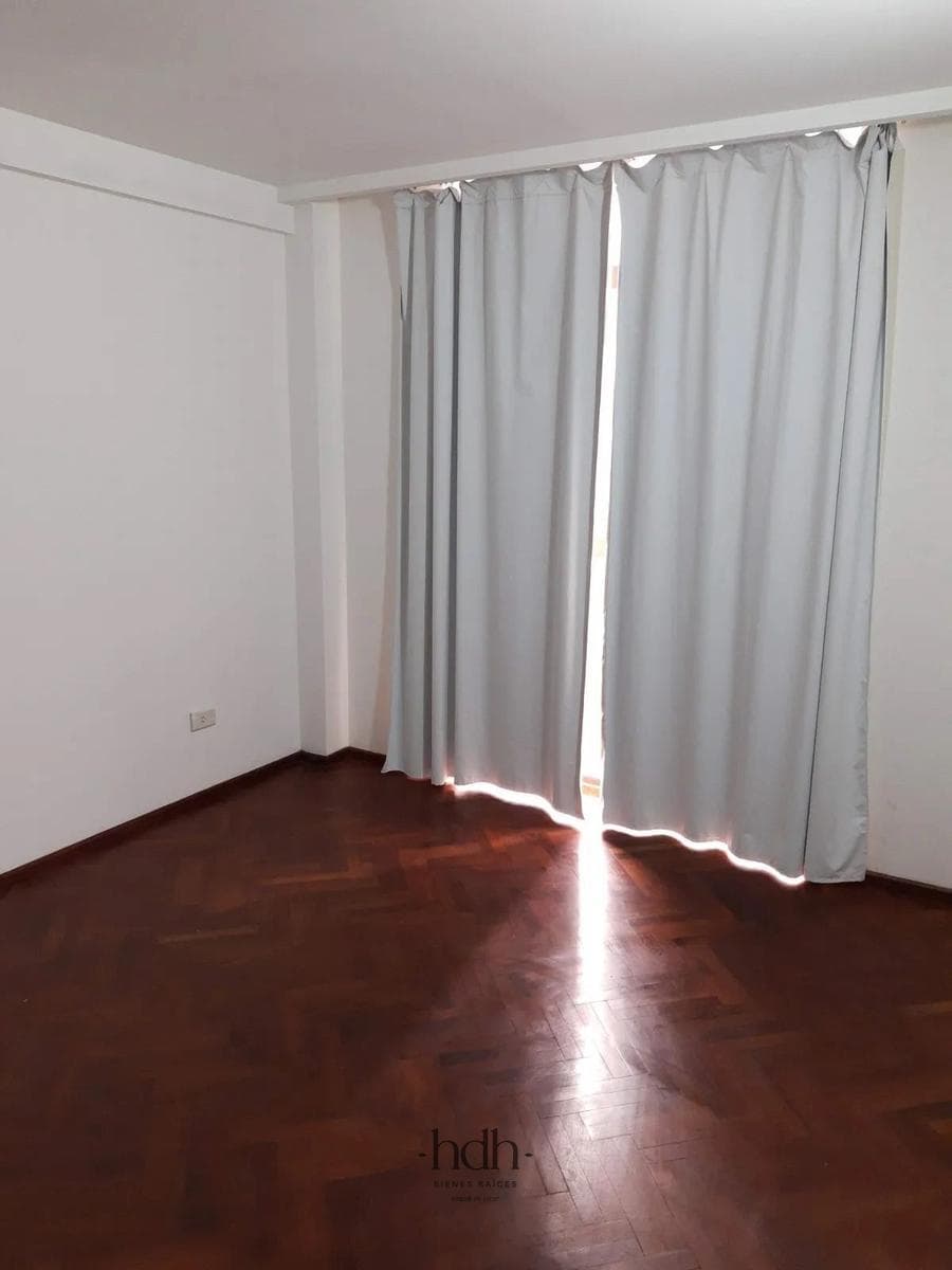 Apartment for sale in Nueva Córdoba: 2 bedrooms, balcony