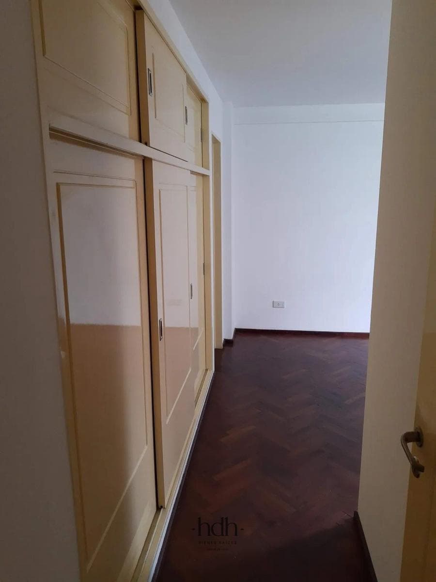 Apartment for sale in Nueva Córdoba: 2 bedrooms, balcony