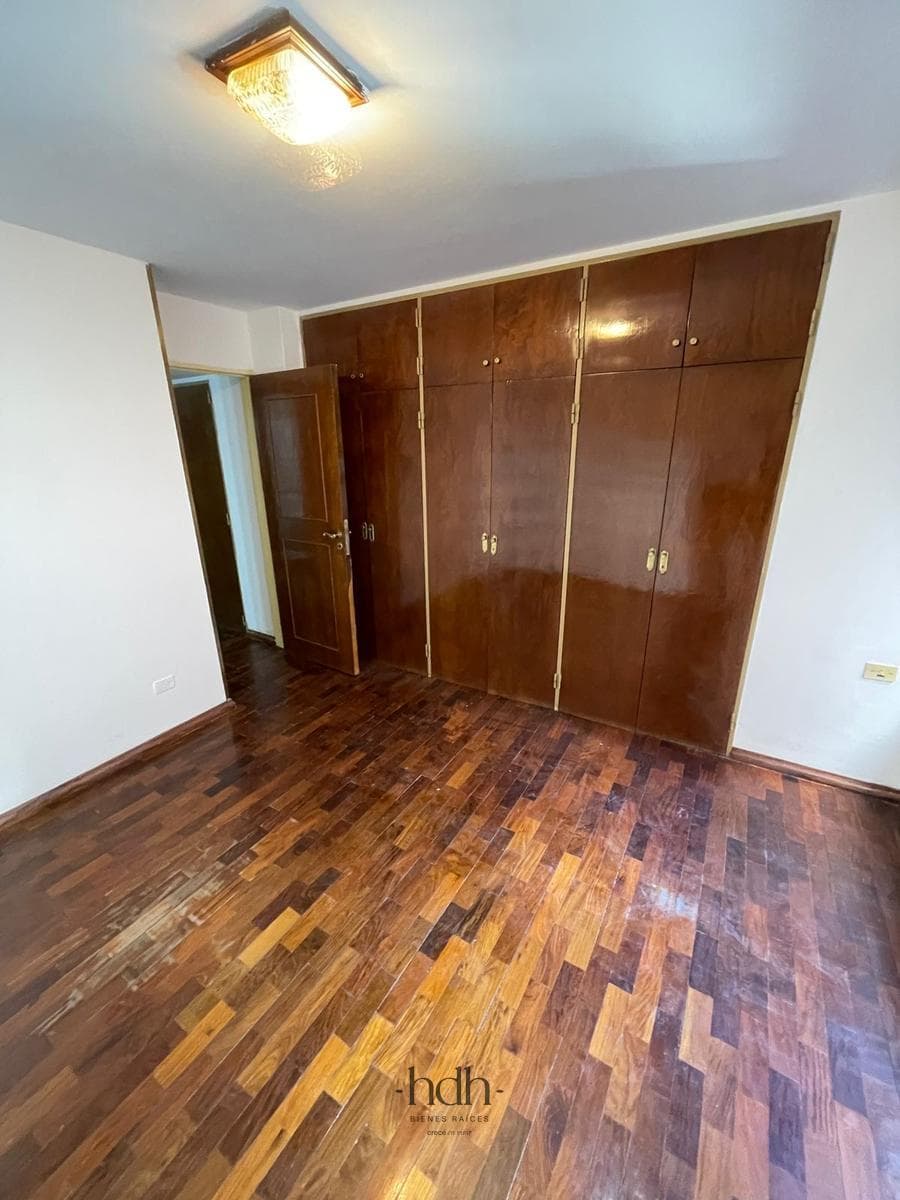 3-bedroom apartment for sale with a balcony and terrace in Nueva Córdoba