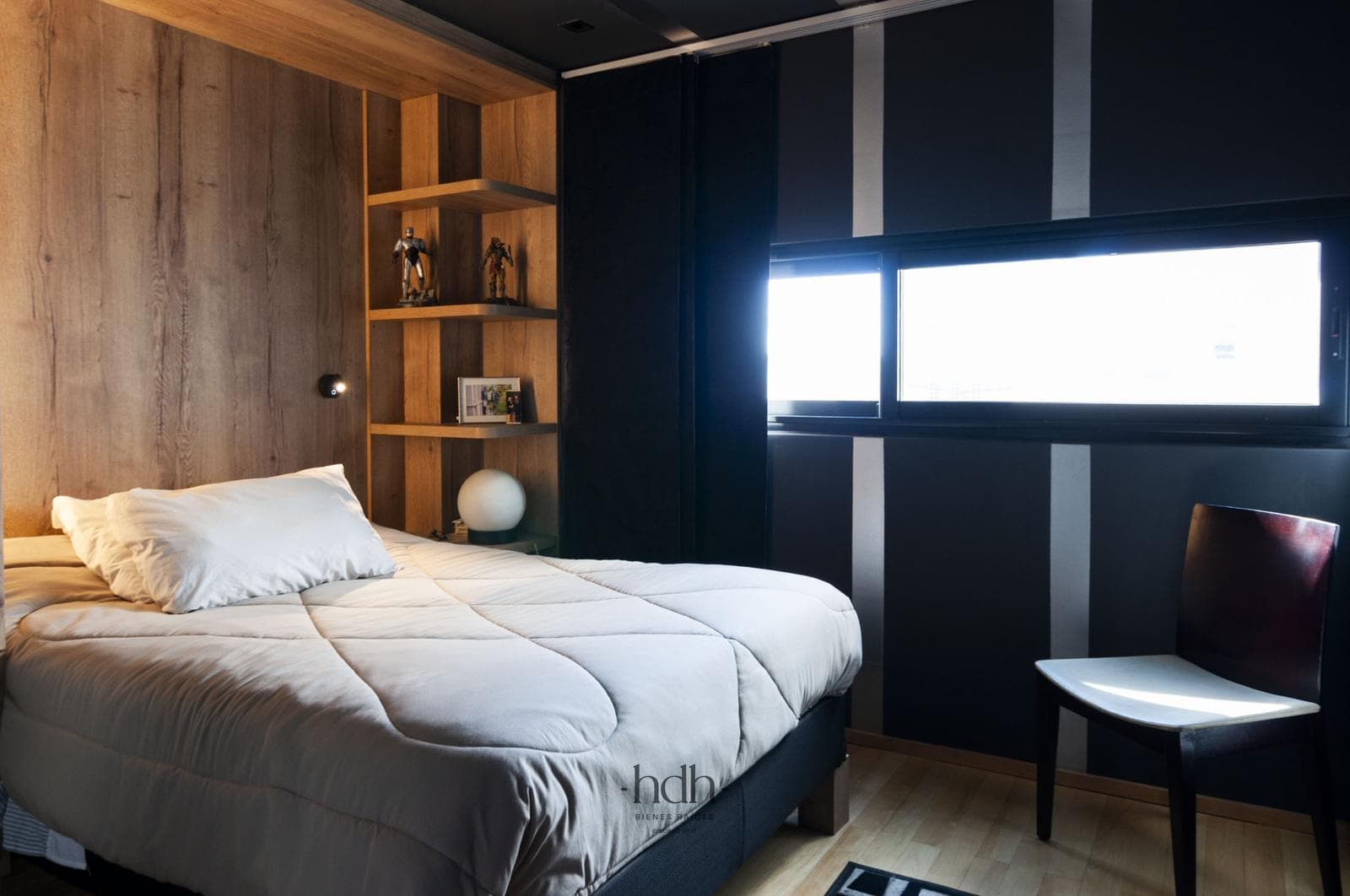 Apartment for Sale: 2-bedroom, 2-bathroom apartment with a terrace and garage