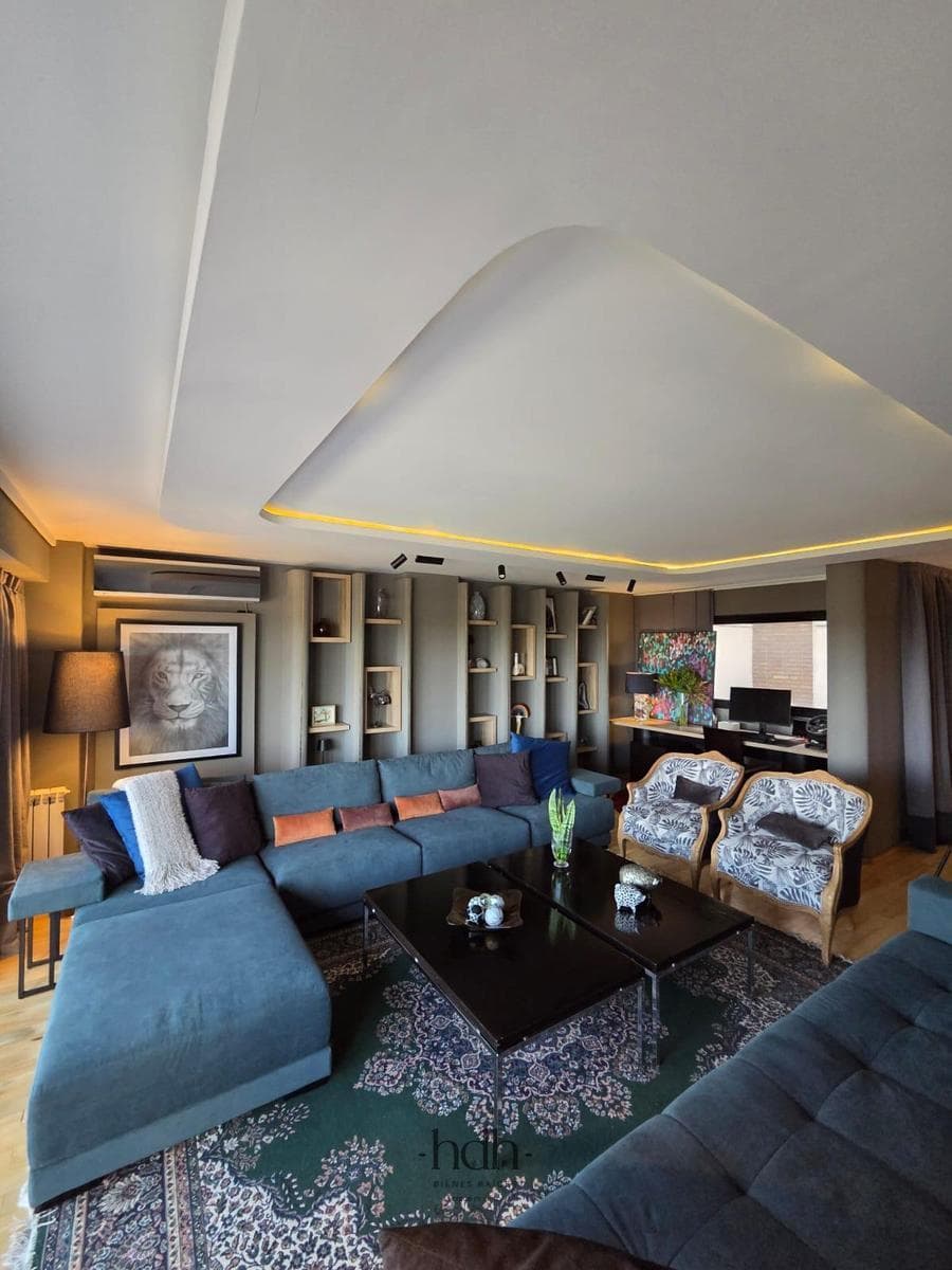 Apartment for Sale: 2-bedroom, 2-bathroom apartment with a terrace and garage