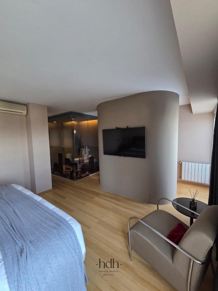 Apartment for Sale: 2-bedroom, 2-bathroom apartment with a terrace and garage