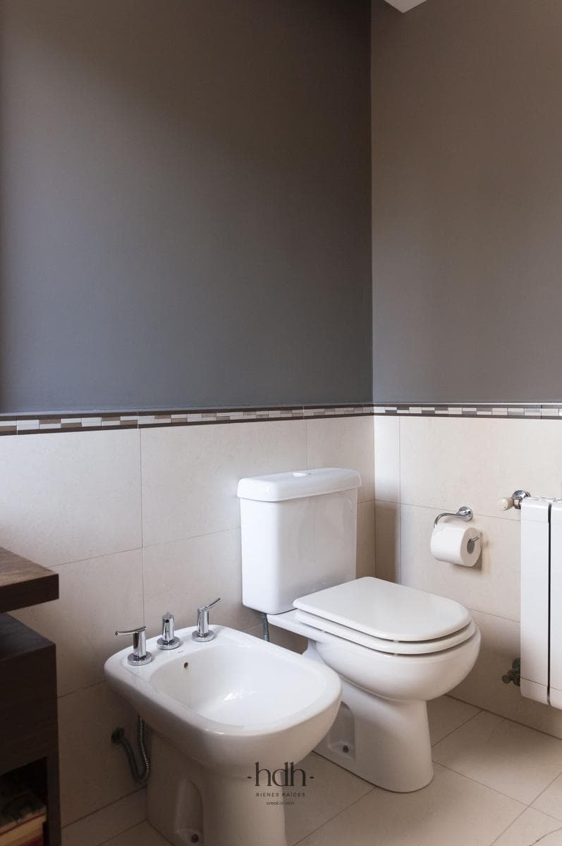 Apartment for Sale: 2-bedroom, 2-bathroom apartment with a terrace and garage