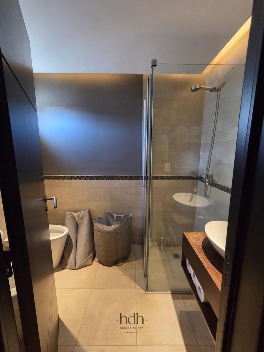 Apartment for Sale: 2-bedroom, 2-bathroom apartment with a terrace and garage