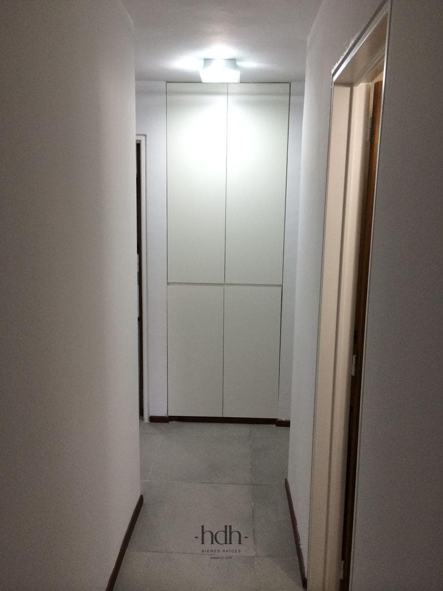 3-bedroom, 2-bathroom apartment in Nueva Córdoba with a garage