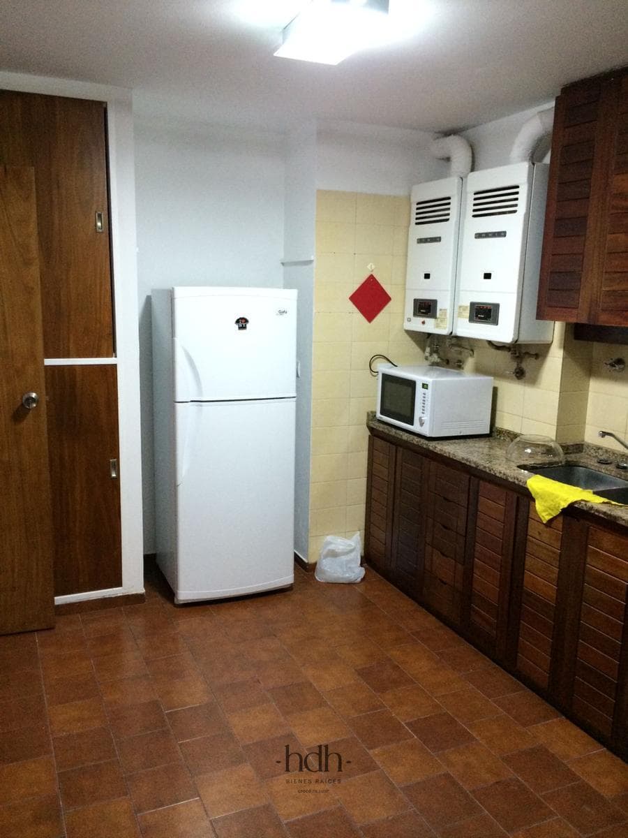 3-bedroom, 2-bathroom apartment in Nueva Córdoba with a garage