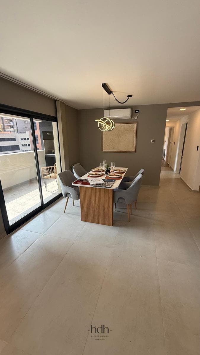 New apartment for sale in Córdoba: 3 bedrooms, 3 bathrooms, with amenities—TORRE AURUS