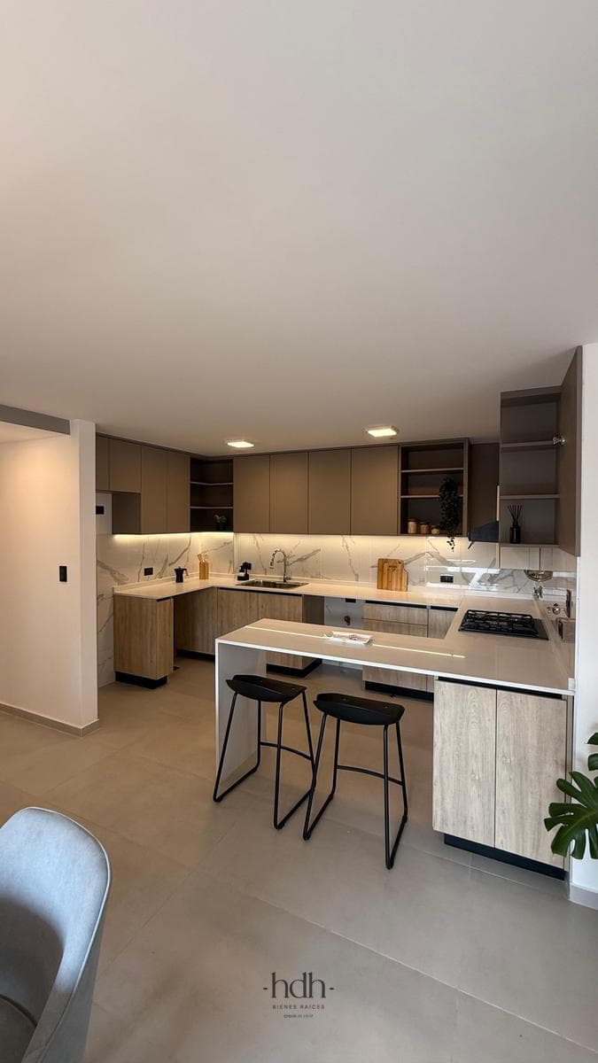 New apartment for sale in Córdoba: 3 bedrooms, 3 bathrooms, with amenities—TORRE AURUS