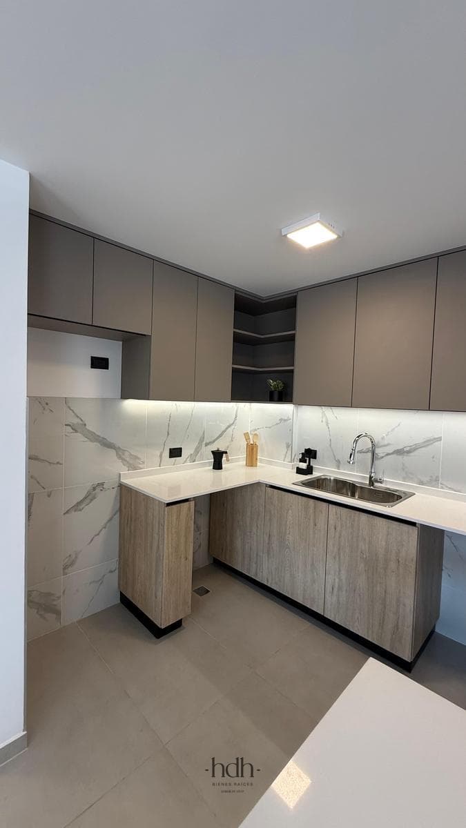 New apartment for sale in Córdoba: 3 bedrooms, 3 bathrooms, with amenities—TORRE AURUS