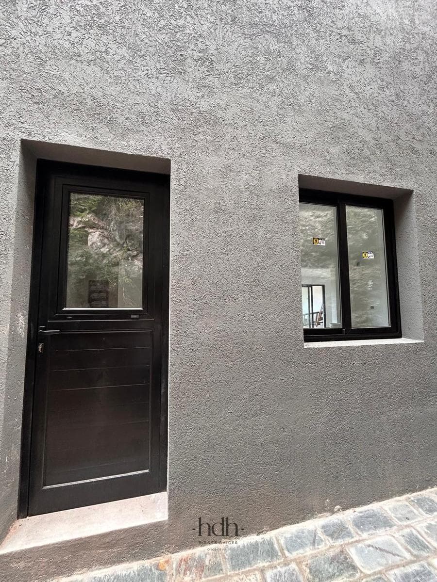 House for sale in La Cuesta: 3 bedrooms, 3 bathrooms, garage, security