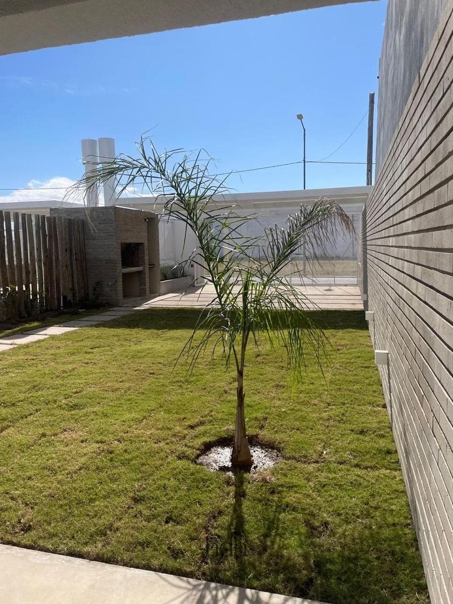 House for Sale in Colinas de Manantiales: 2 bedrooms, 1 bathroom, with a patio