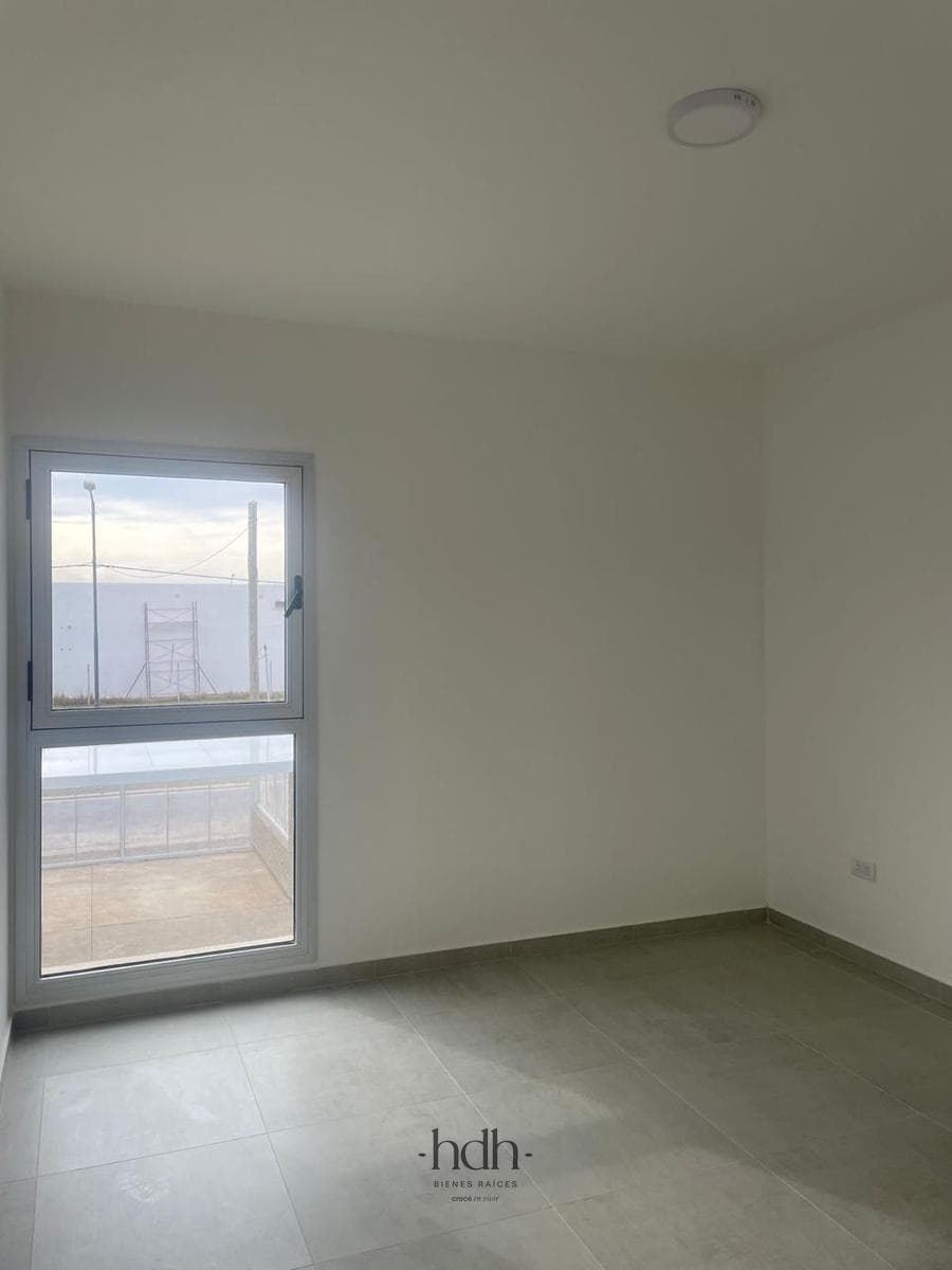 House for Sale in Colinas de Manantiales: 2 bedrooms, 1 bathroom, with a patio