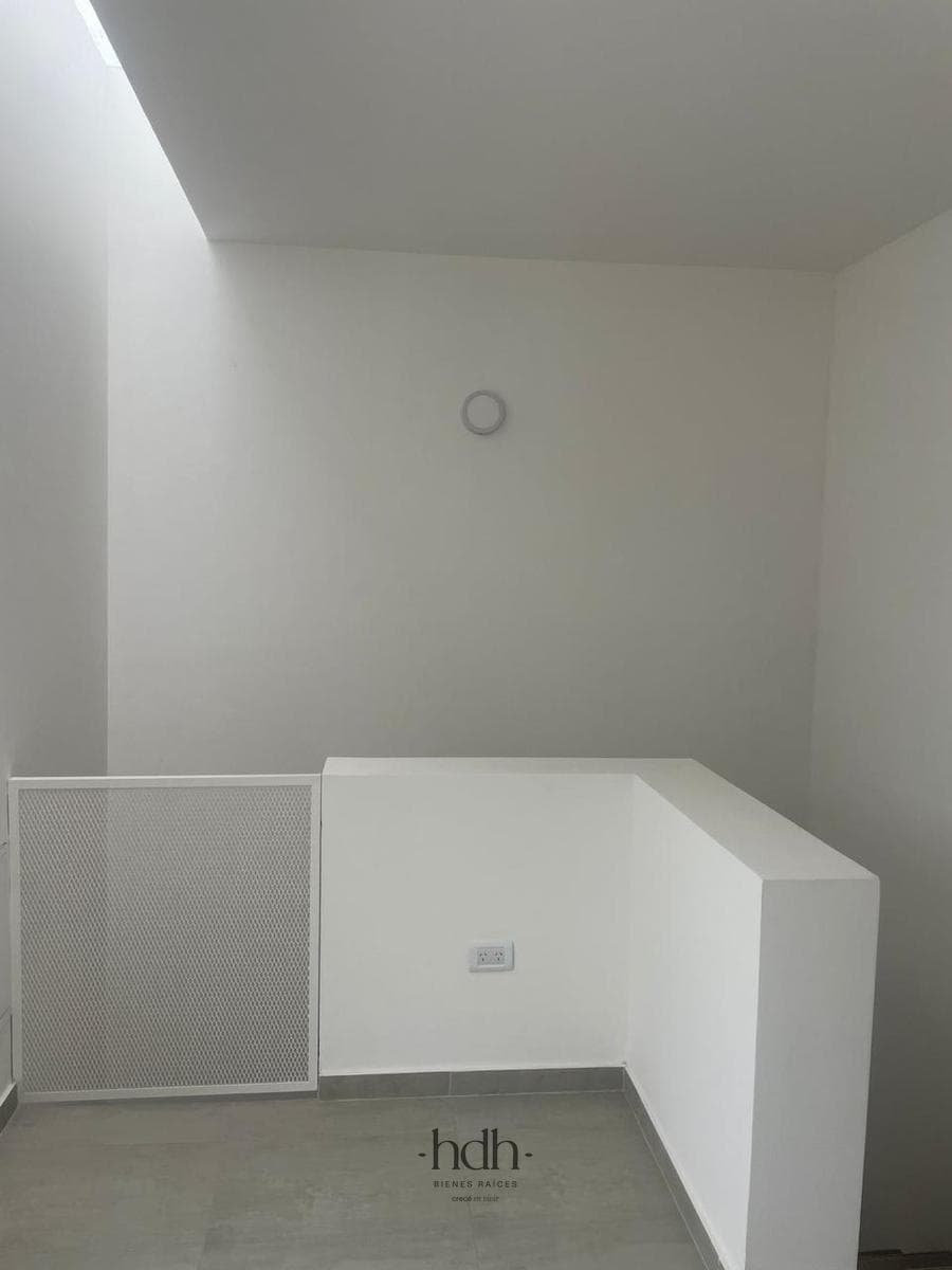 House for Sale in Colinas de Manantiales: 2 bedrooms, 1 bathroom, with a patio