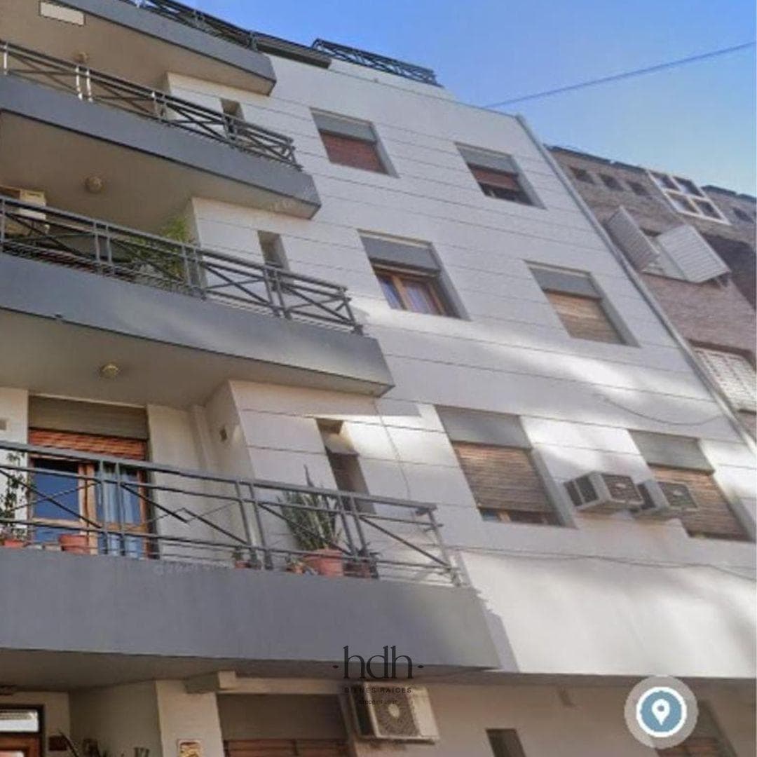 2-Bedroom Apartment for Sale in the Alberdi Neighborhood