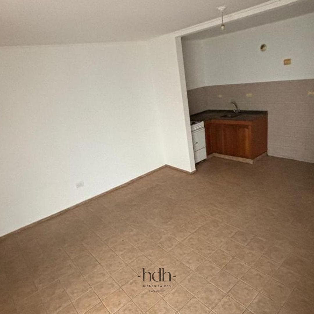 2-Bedroom Apartment for Sale in the Alberdi Neighborhood