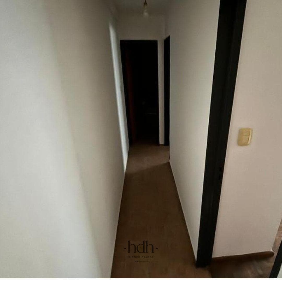 2-Bedroom Apartment for Sale in the Alberdi Neighborhood