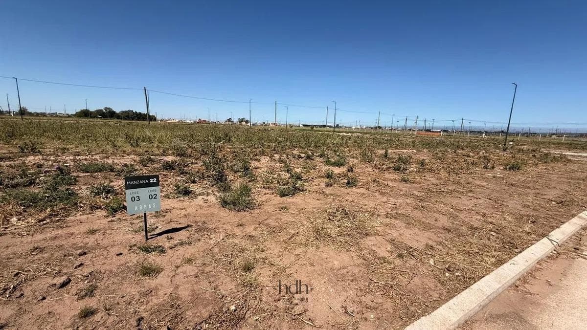 Lot for Sale in Abras de Manantiales, 250 m², Residential